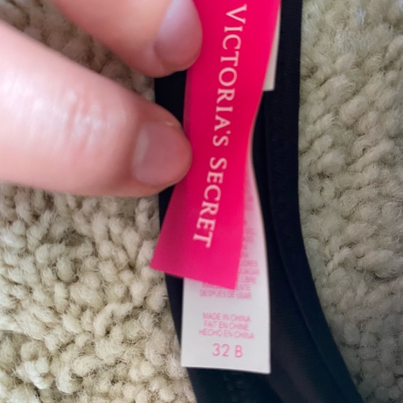 Victoria’s Secret Bombshell Bikini Top 32B - Picture 3 of 6